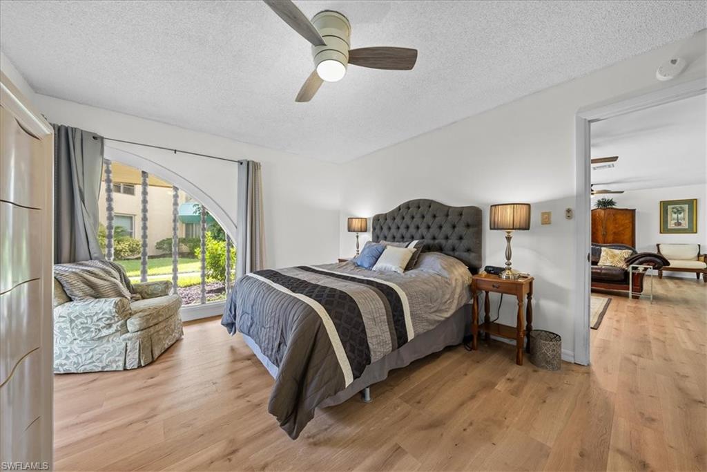 925 Palm View DR 111 photo 20