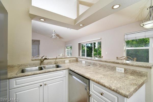 1708 Hibiscus AVE photo 6