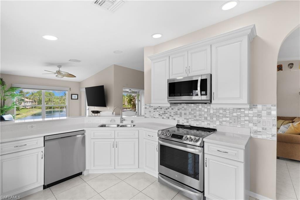 23310 Coconut Island DR 201 photo 13