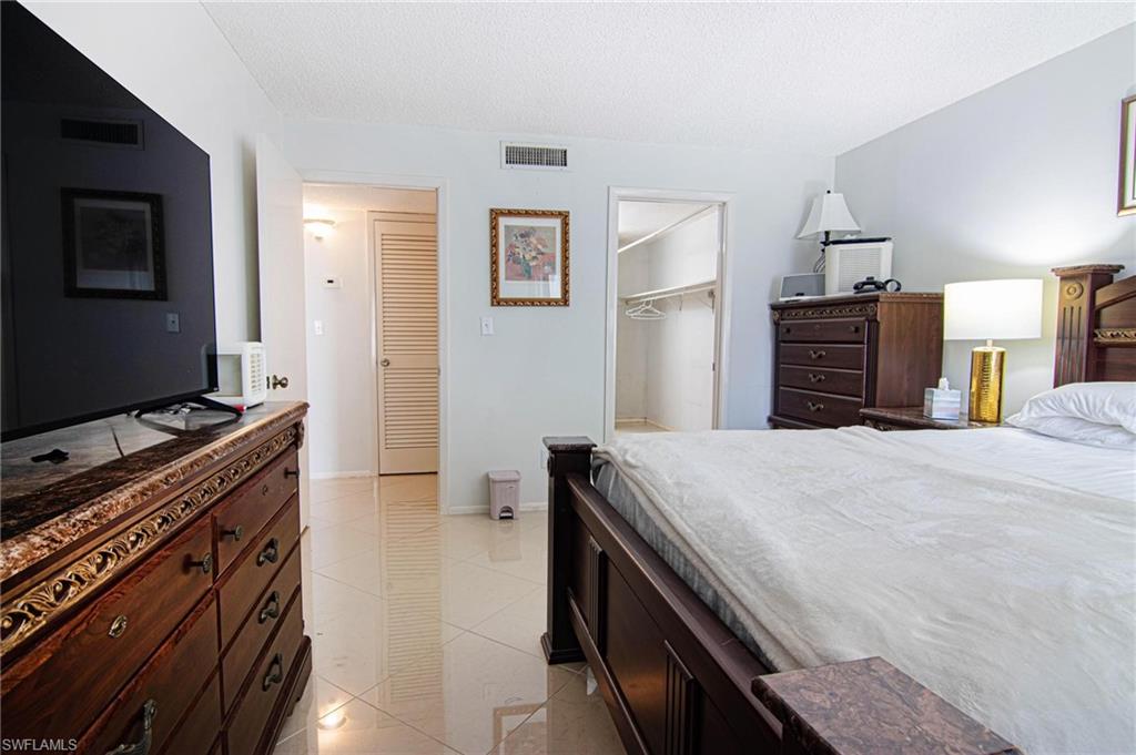 2366 E Mall DR 414 photo 9