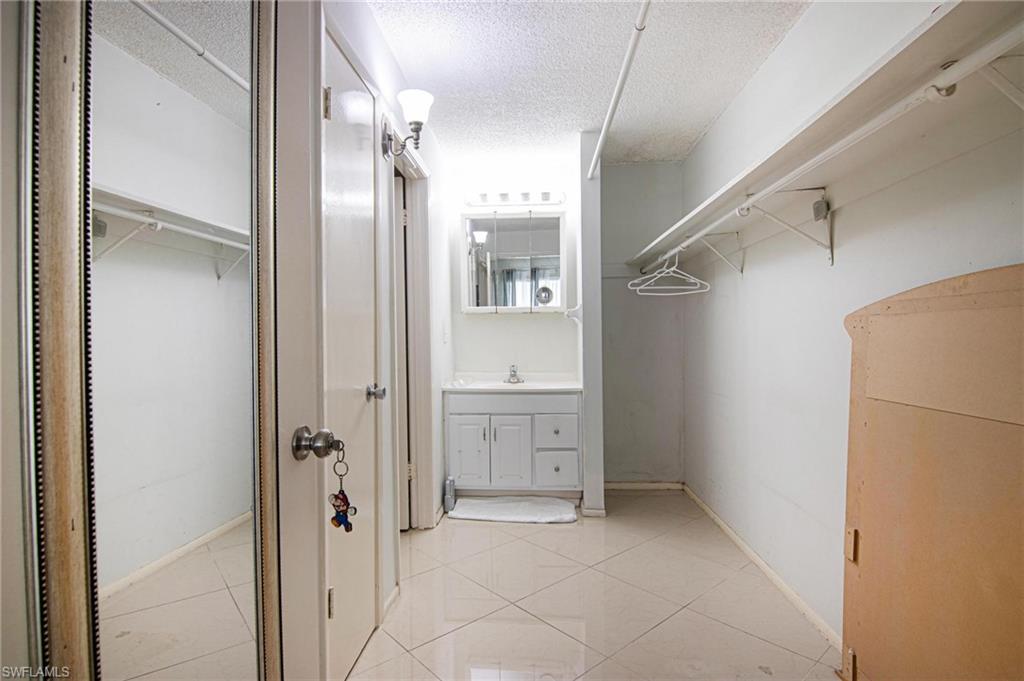 2366 E Mall DR 414 photo 11