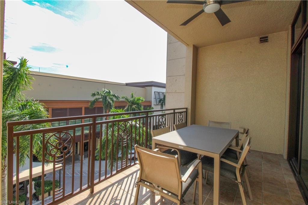 Balcony with ceiling fan