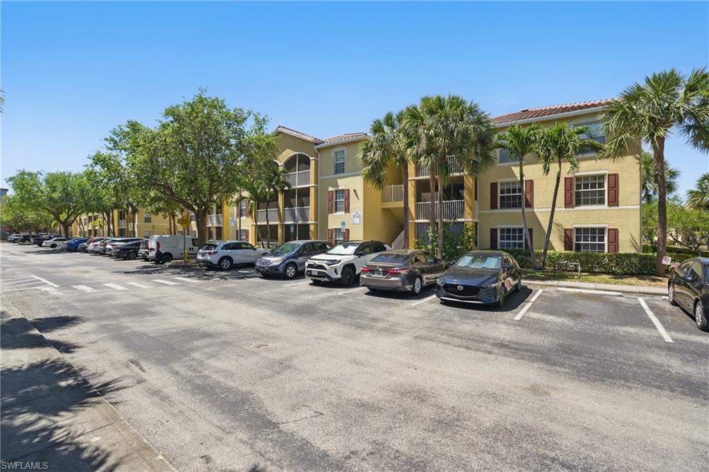 4121 Residence DR 324