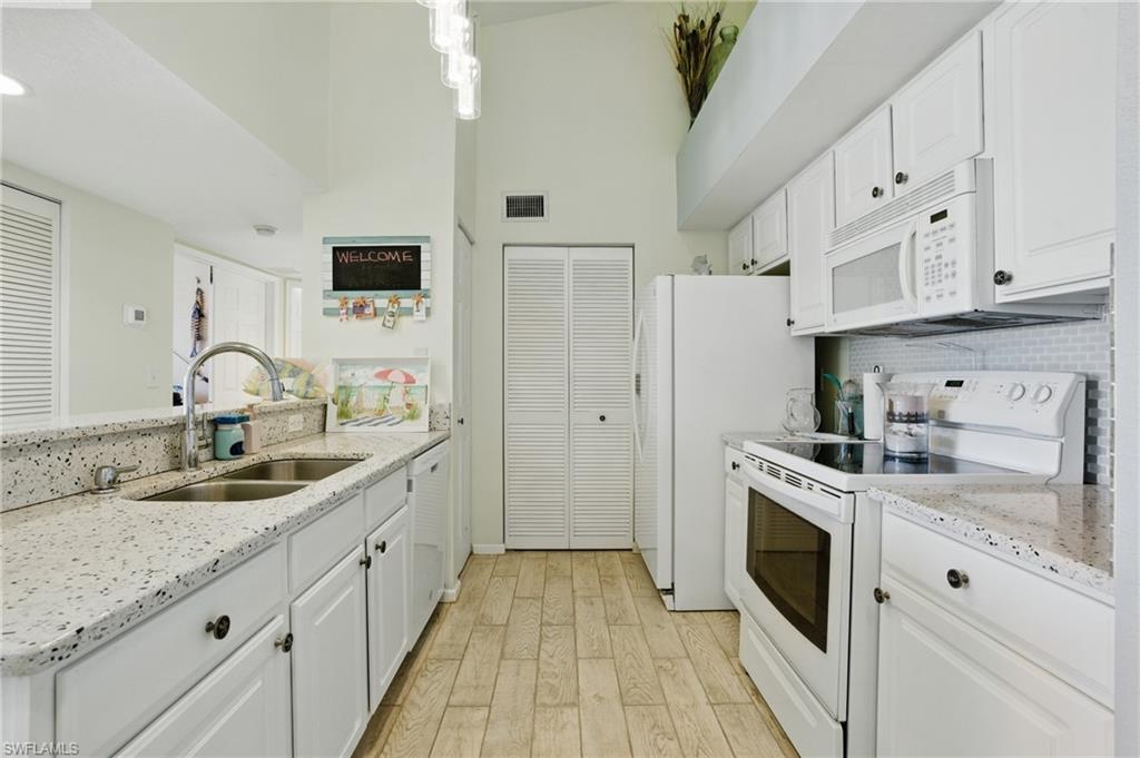 4121 Residence DR 324 photo 6
