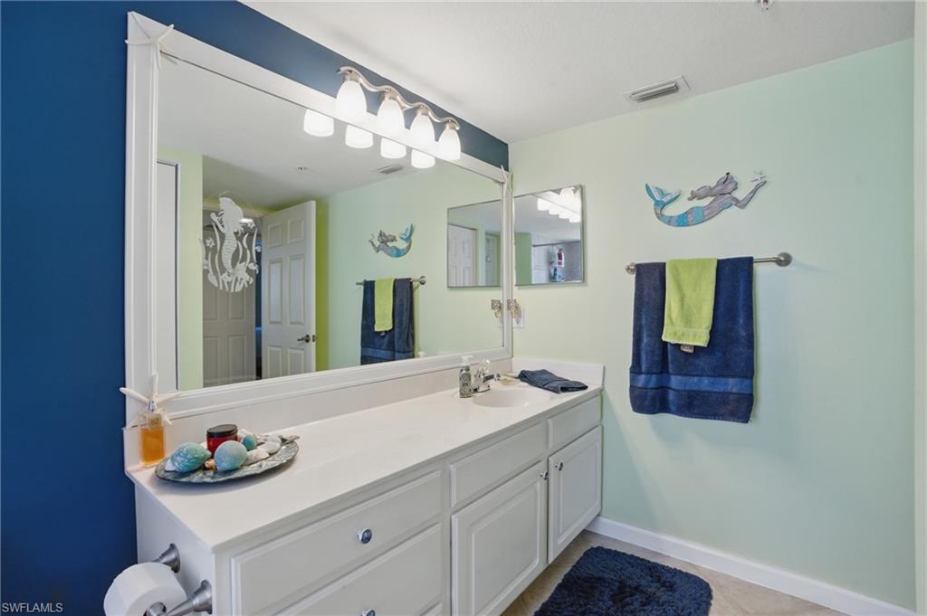 4121 Residence DR 324 photo 14