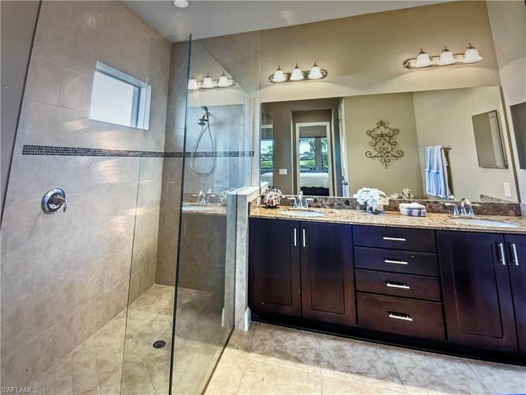 12690 Fairington WAY photo 15