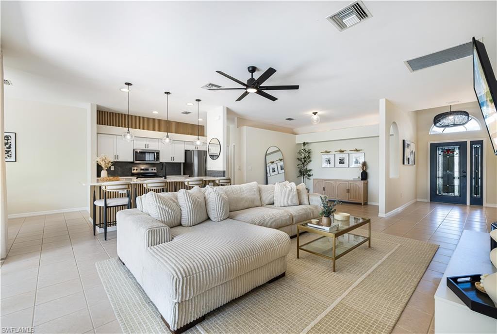 Light, bright & Air with rich modern touches - You are going to fall in love!