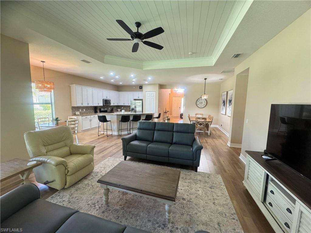 10253 Gulfstone CT photo 18
