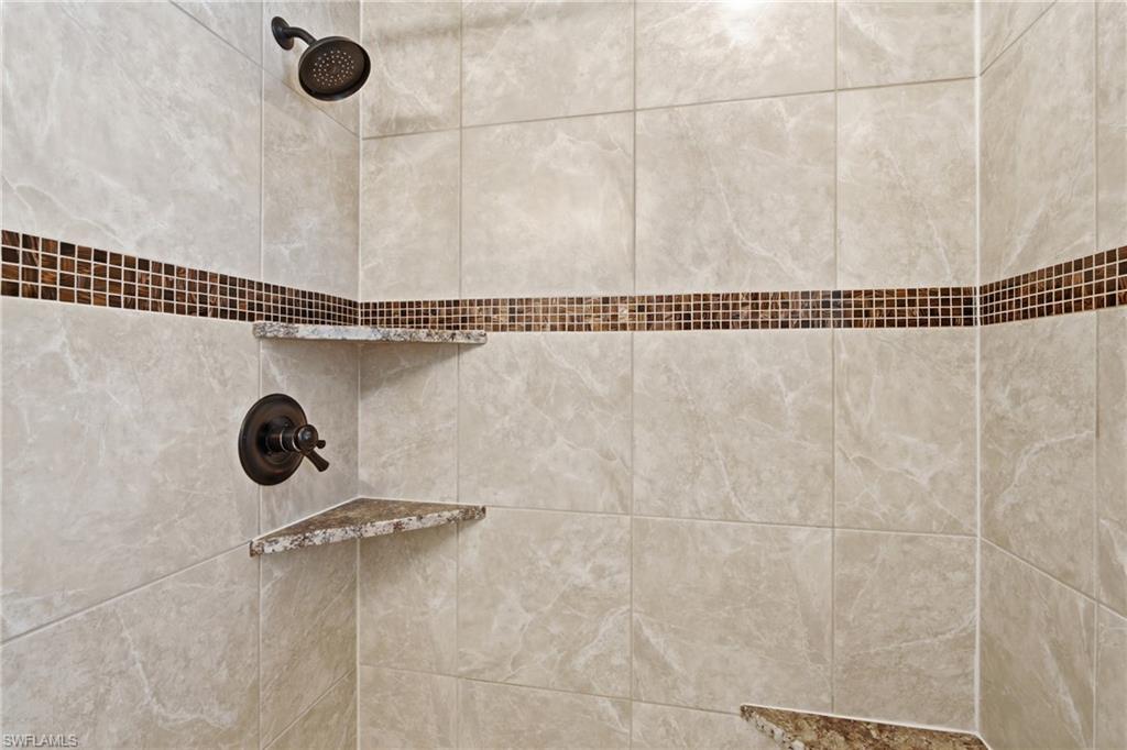 4933 Triton CT W photo 28