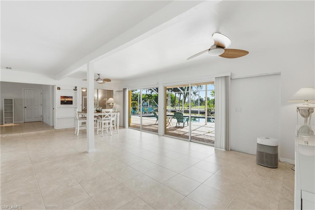 4933 Triton CT W
