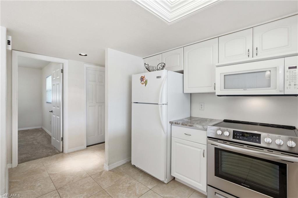 4933 Triton CT W photo 18
