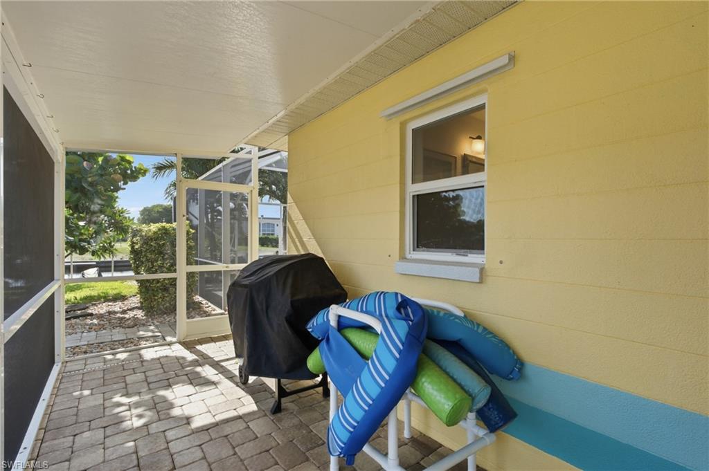 4933 Triton CT W photo 37