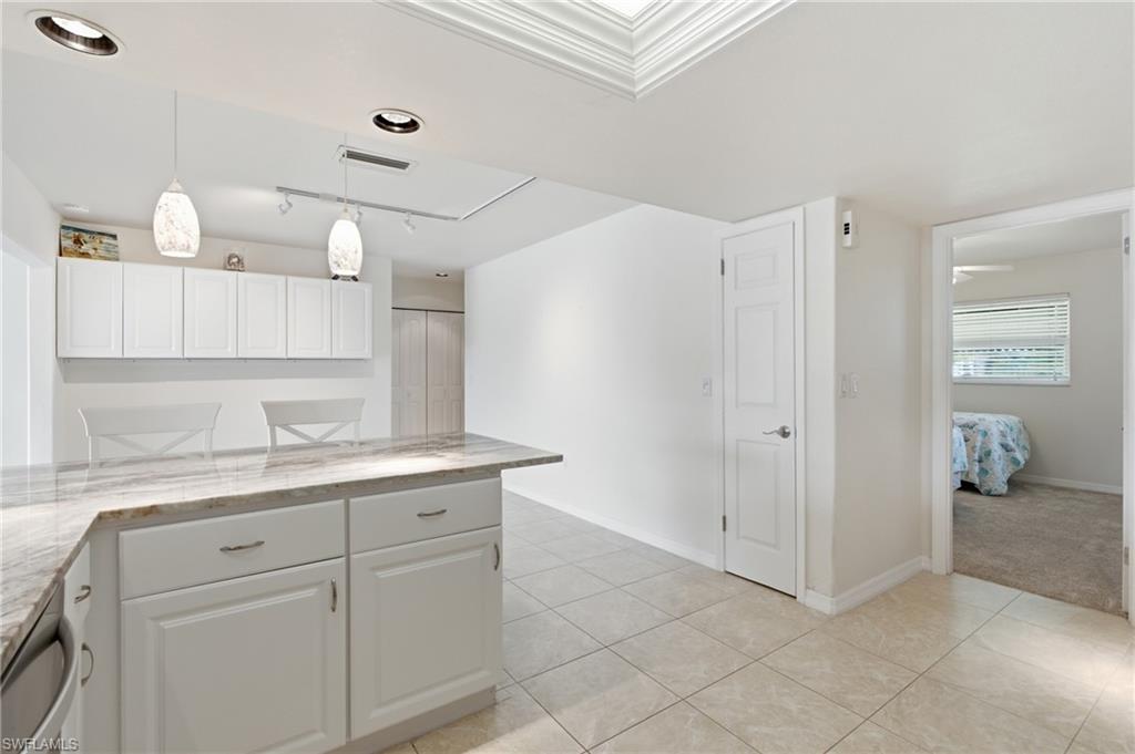 4933 Triton CT W photo 19