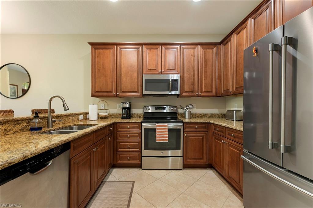9066 Albion LN N 5106 photo 8