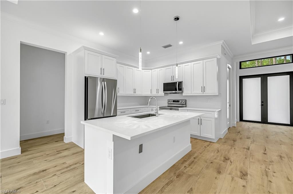 2946 18th AVE NE photo 11