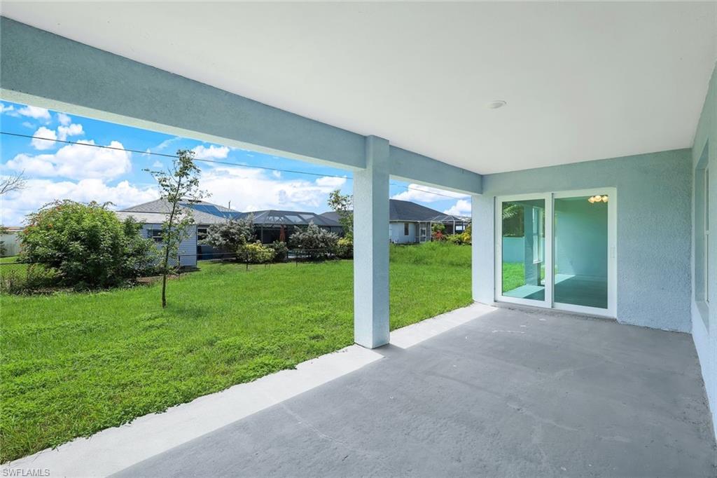 lanai grande con vistas al jardin