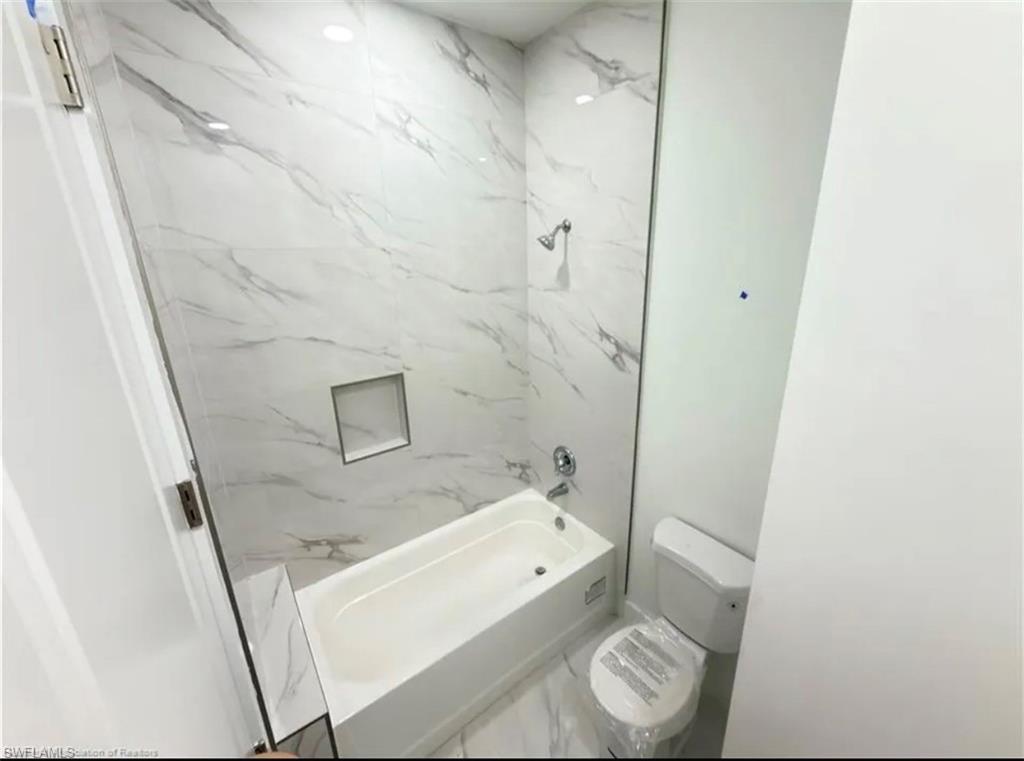2803 68th ST W photo 12