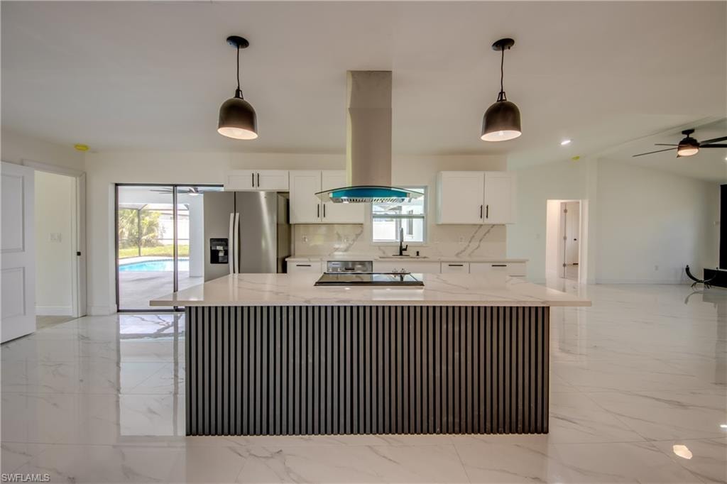 1124 NW 1st PL