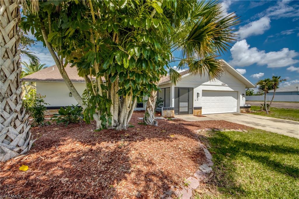 1124 NW 1st PL