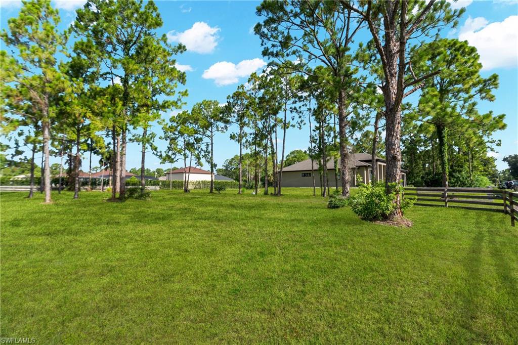 1109 Rush AVE photo 38