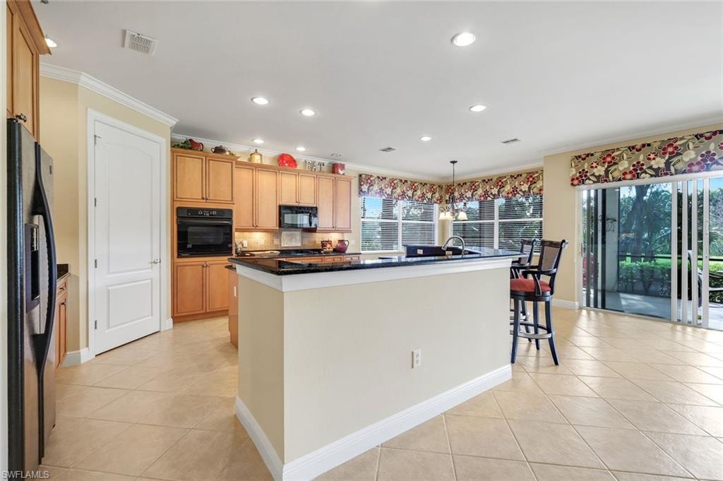 Breakfast bar