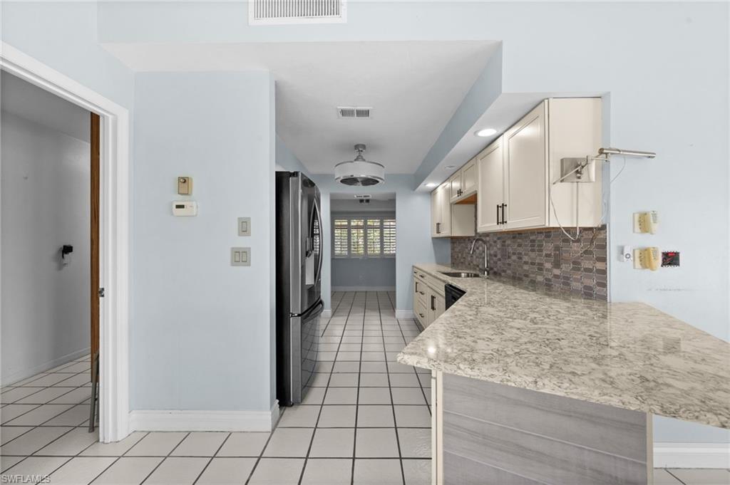7305 Constitution CIR photo 17