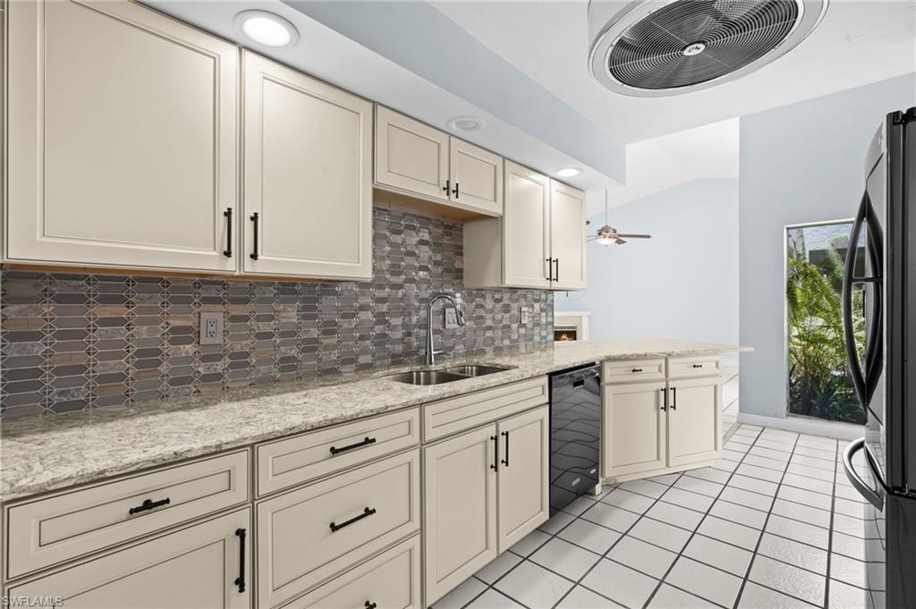 7305 Constitution CIR photo 16