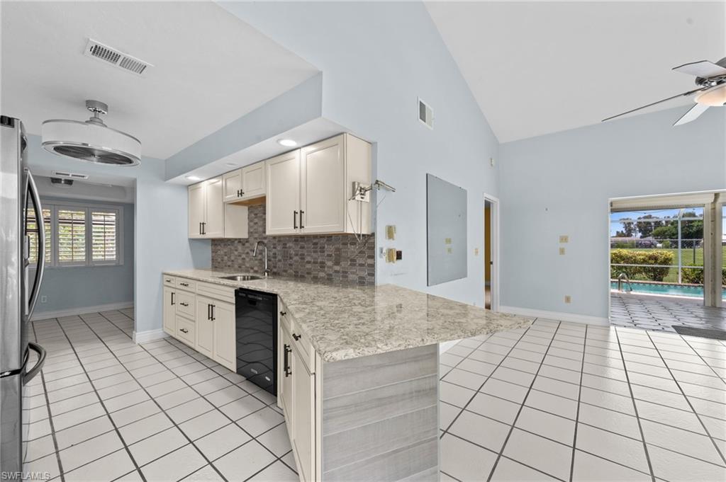 7305 Constitution CIR photo 15