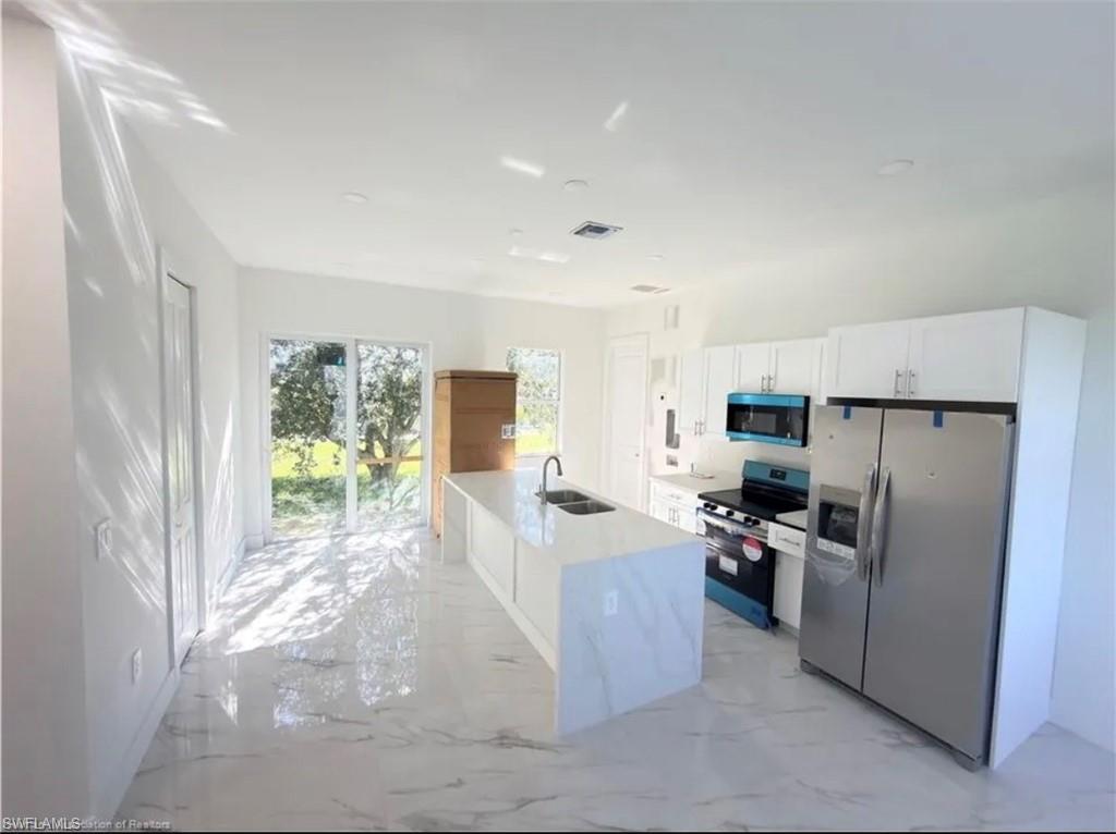 2504 71st ST W photo 6