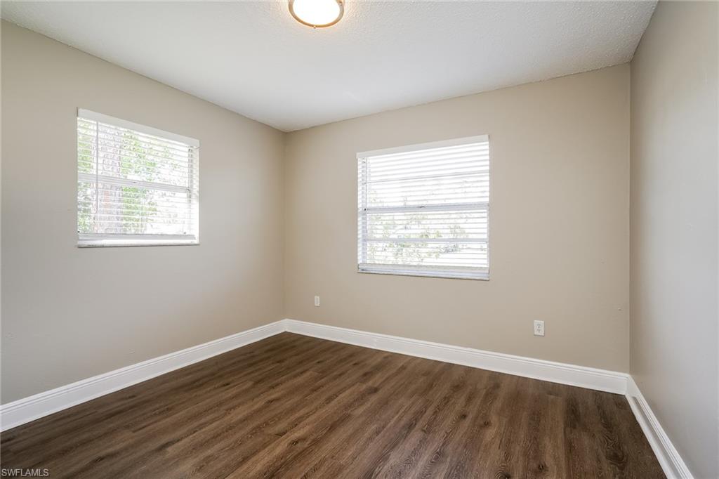 19035 Miami BLVD photo 11