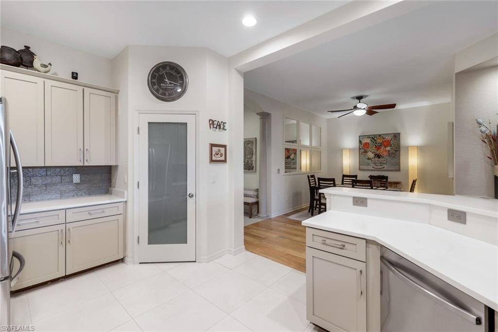 13850 Cleto DR photo 12
