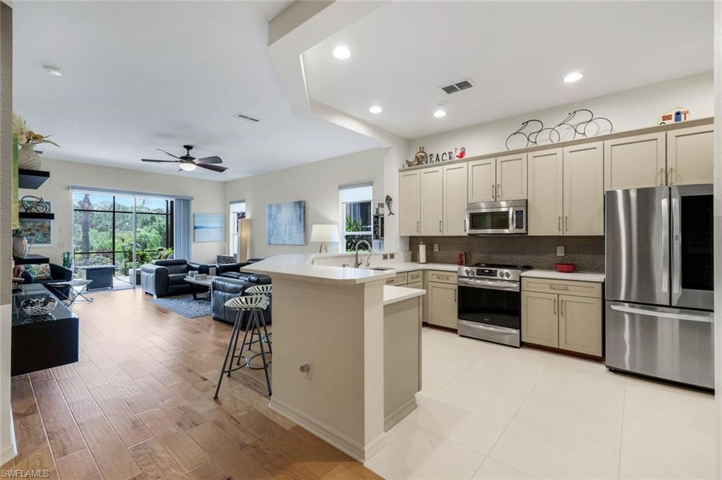13850 Cleto DR photo 14