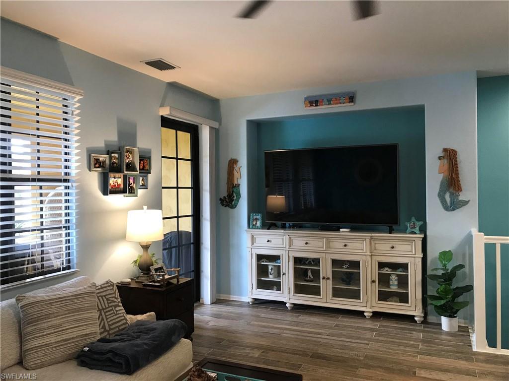 11908 Izarra WAY 7002 photo 18