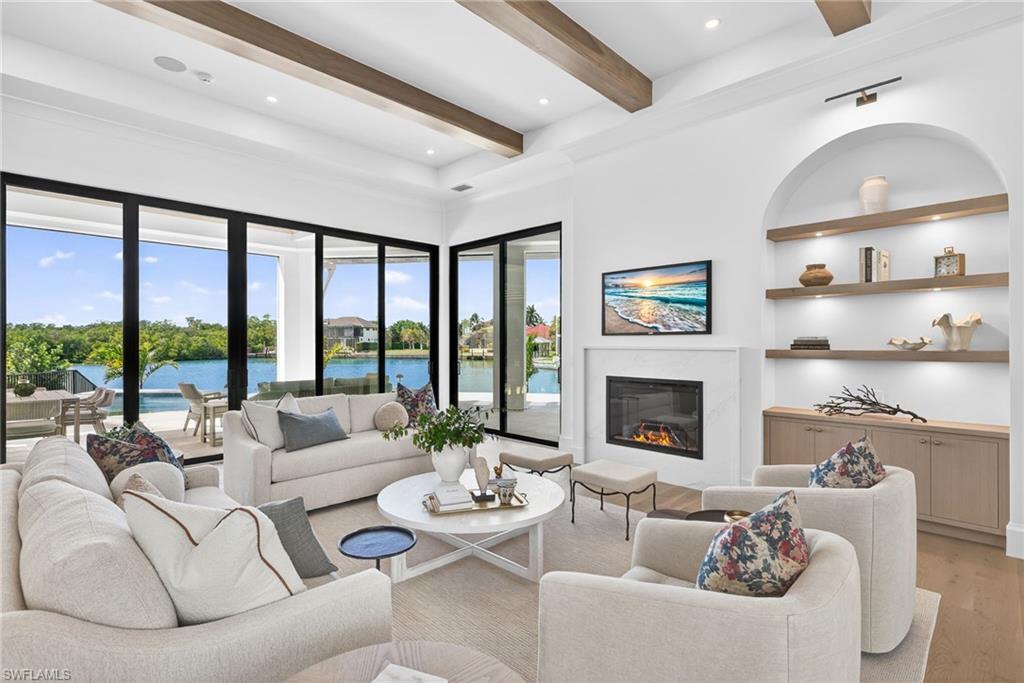 720 Hull CT photo 7