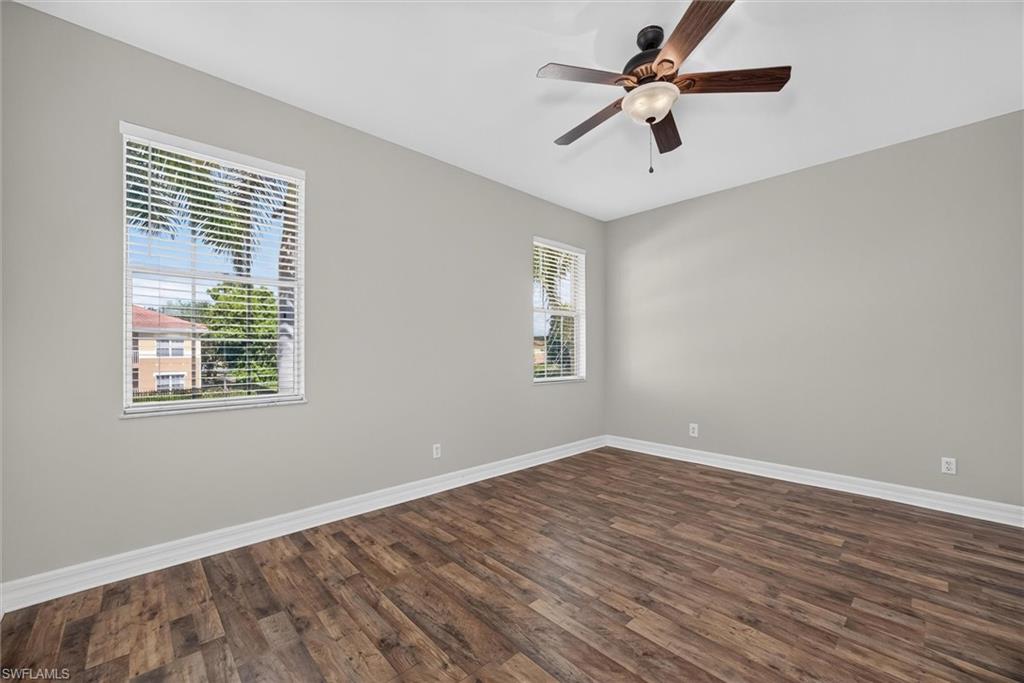 8521 Oakshade CIR 422 photo 17