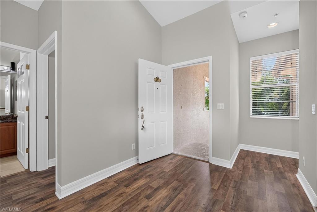 8521 Oakshade CIR 422 photo 7