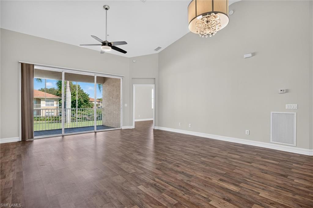 8521 Oakshade CIR 422 photo 9