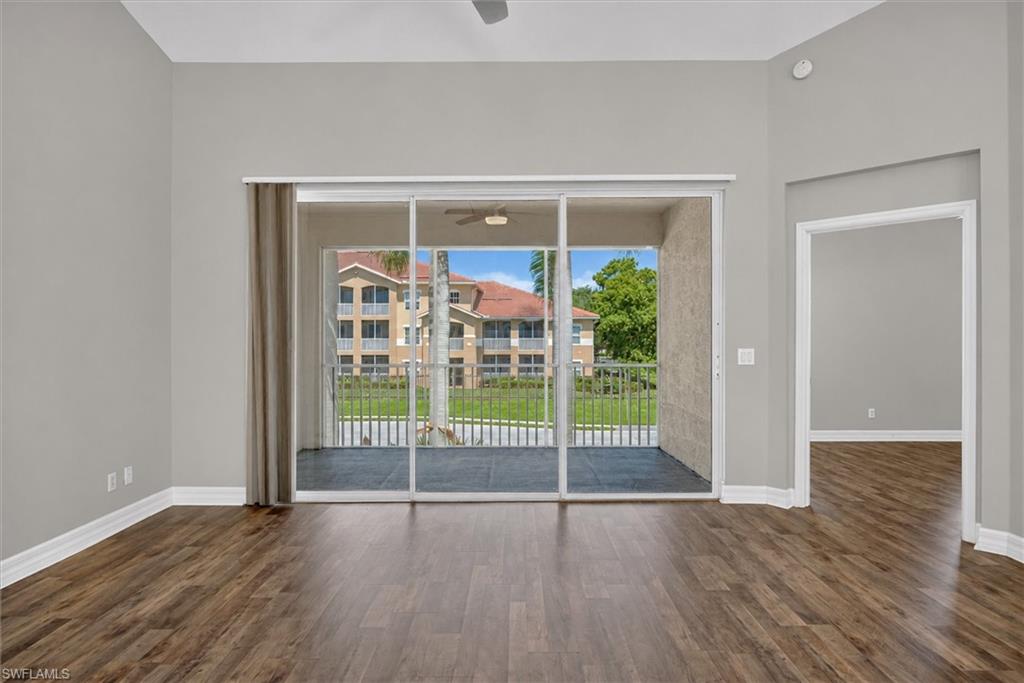 8521 Oakshade CIR 422 photo 10
