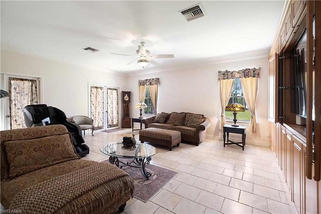 6761 Golden Gate PKWY photo 12