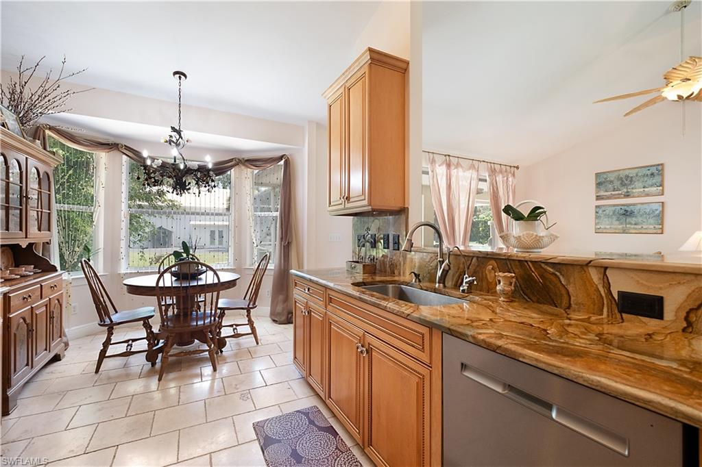 6761 Golden Gate PKWY photo 9