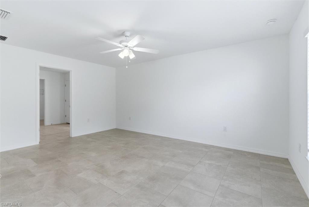 3911 Treasure Oak WAY photo 17