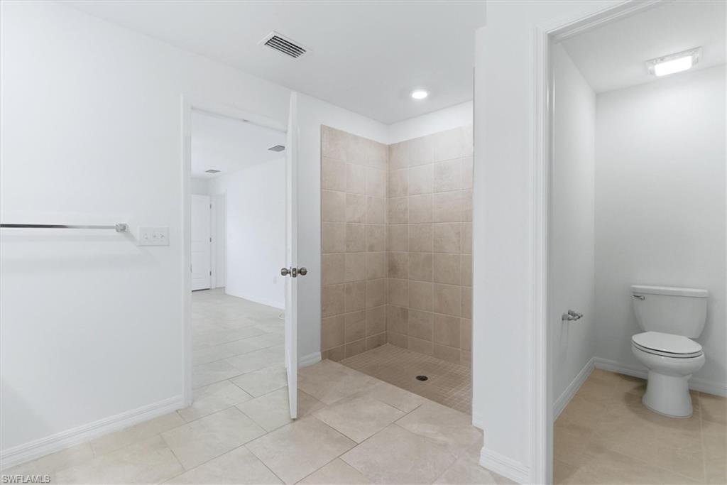 3911 Treasure Oak WAY photo 20