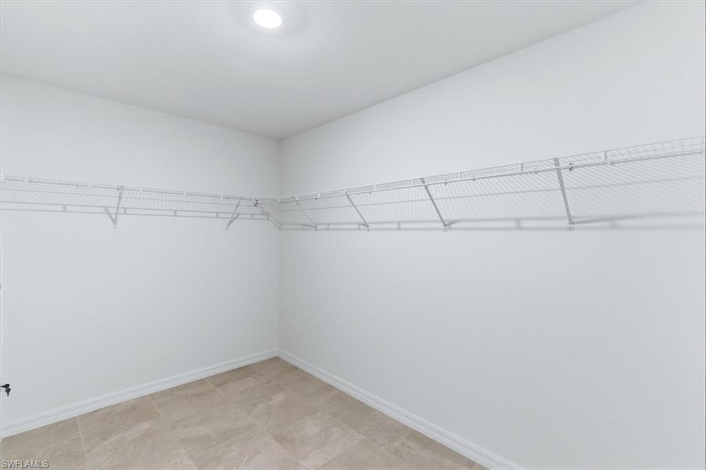 3911 Treasure Oak WAY photo 21
