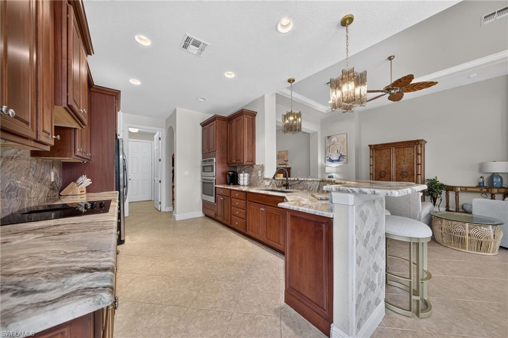 14073 Lavante CT photo 11