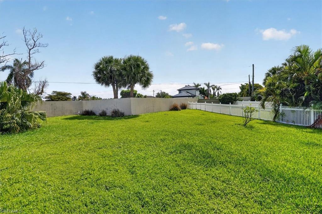 15627 Caloosa Creek CIR photo 46