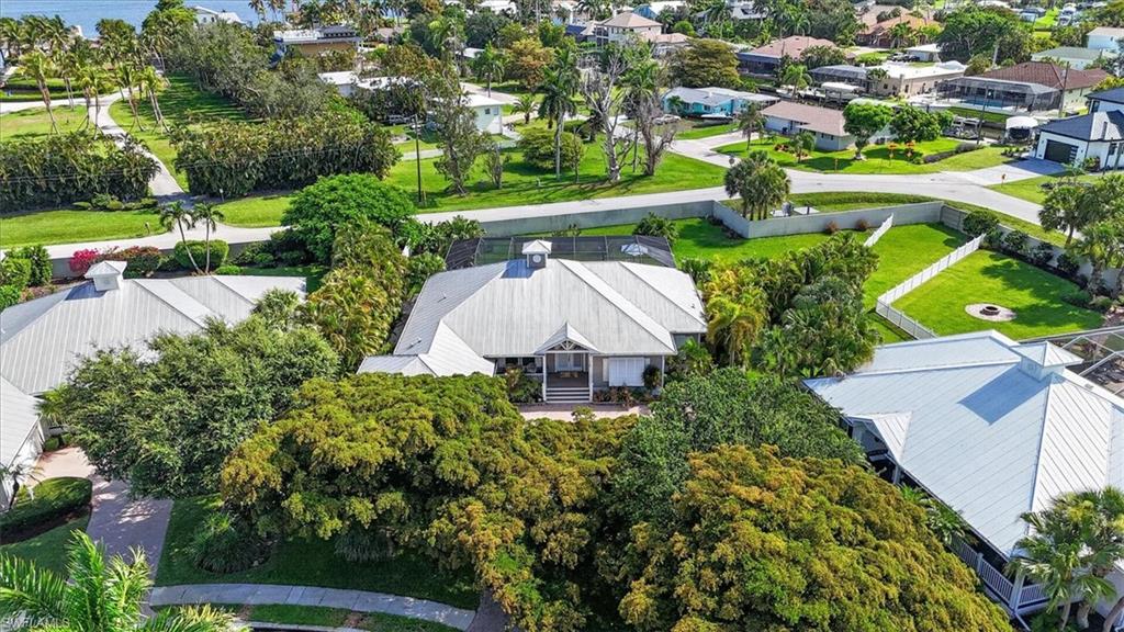 15627 Caloosa Creek CIR photo 40
