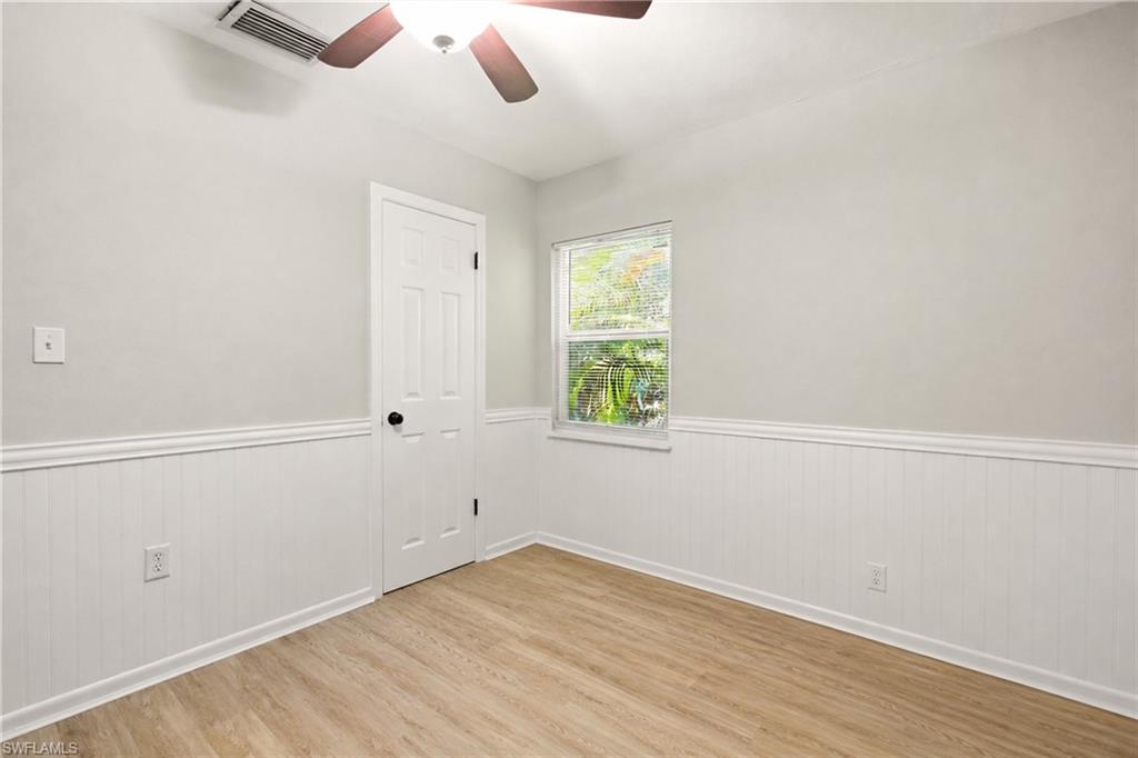 1918 Grace AVE photo 20