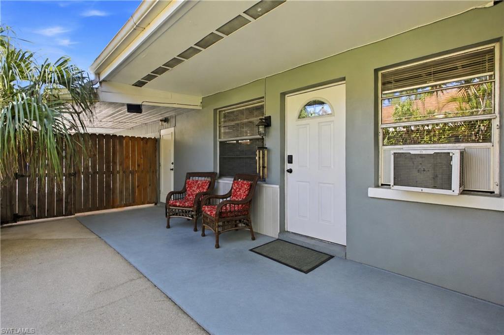 1918 Grace AVE photo 29
