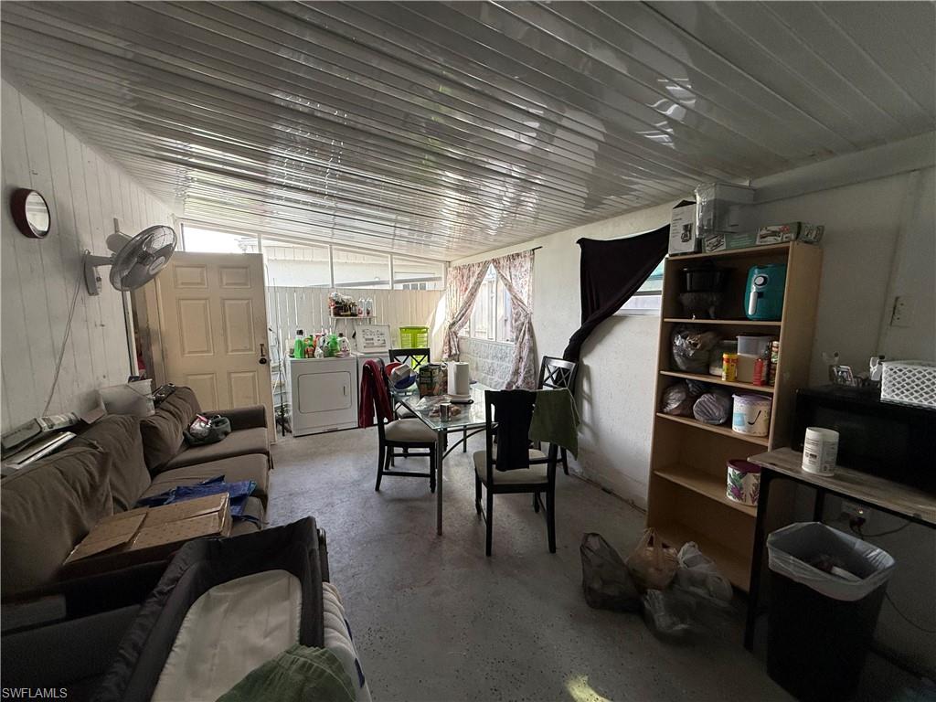 35 Andora ST photo 12