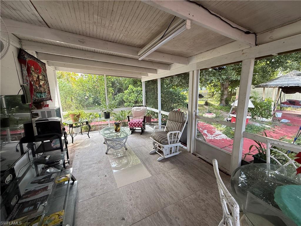 35 Andora ST photo 28